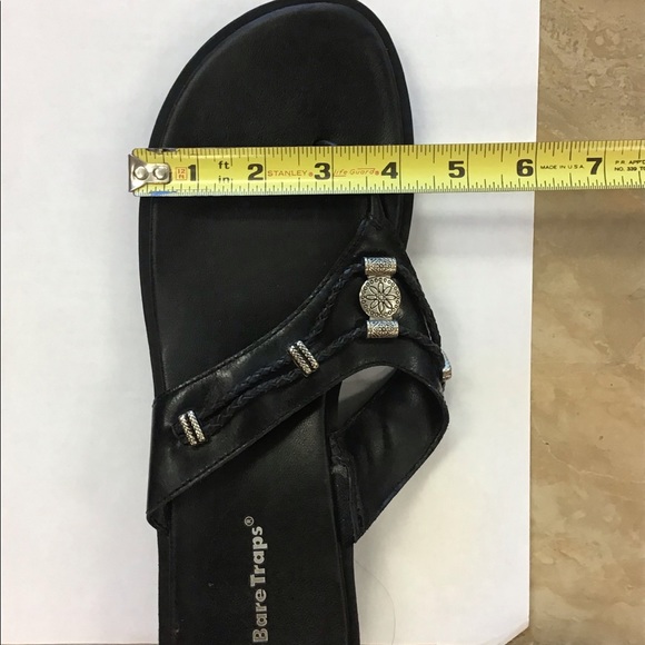 [Bare Traps] Braided Leather Sandals with Charm- (Size 11) - Picture 8 of 12